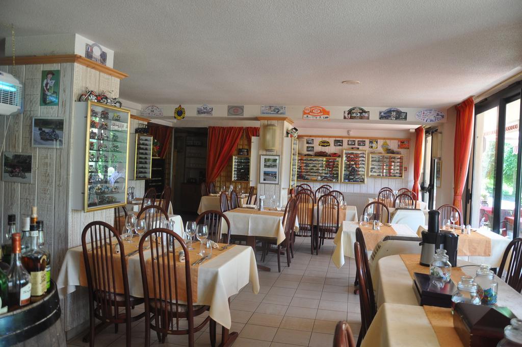 Le Relais De La Vallee Hotel