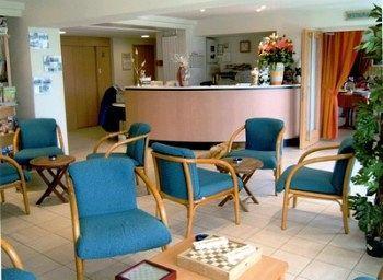 Le Relais De La Vallee 3*